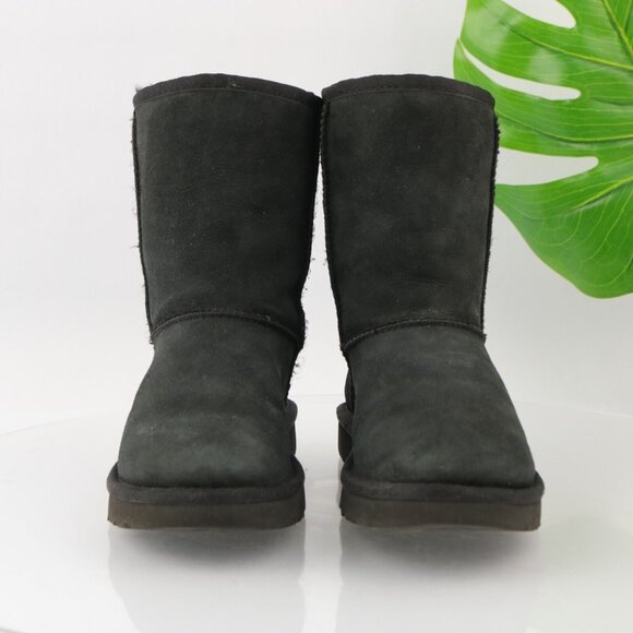 UGG Womens Classic Short II Boot Size 6 Black Suede Sherpa Pull On Shearling - Picture 4 of 14